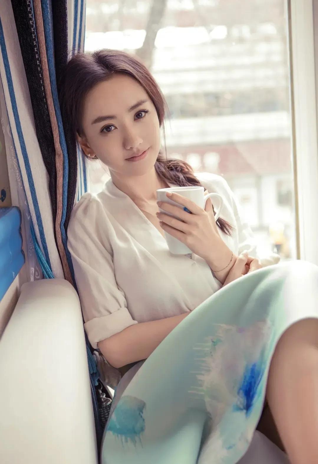 陈道明|顶级冻龄女神杨蓉，影视世界“可纯可善”、又“可恶可诈”