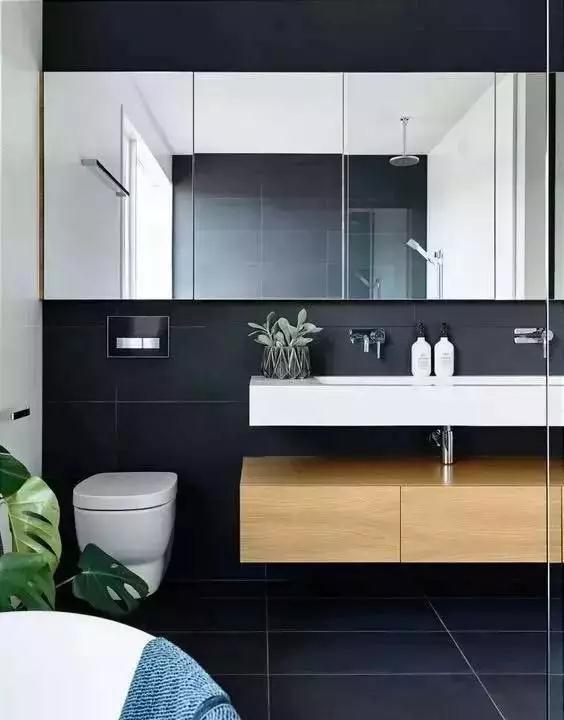 马桶上方1㎡利用好，卫生间看起来大一倍，还多出3倍的收纳空间