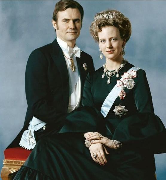 丹麦三位公主个个貌美,与各自丈夫相伴到老,甜蜜爱情羡煞旁人