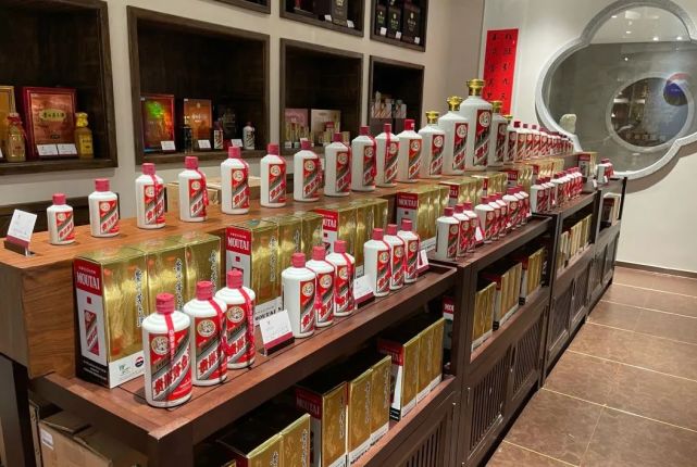 文玩|『齐韵老酒馆』——老酒收藏爱好者的天堂