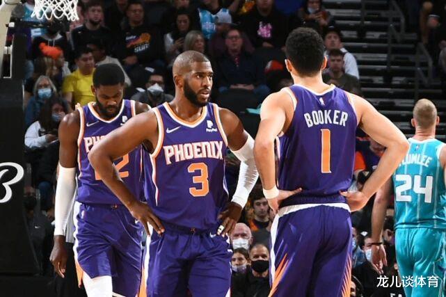 保羅|助攻第一+搶斷第二+戰(zhàn)績第一！同為36歲，兄弟你真給老詹上了一課