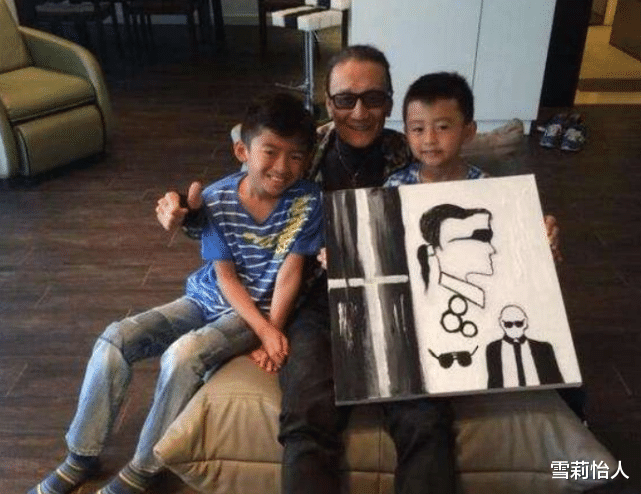 谢贤|带你参观谢贤在香港的家，85岁还坚持自己做饭，每天生活很自律