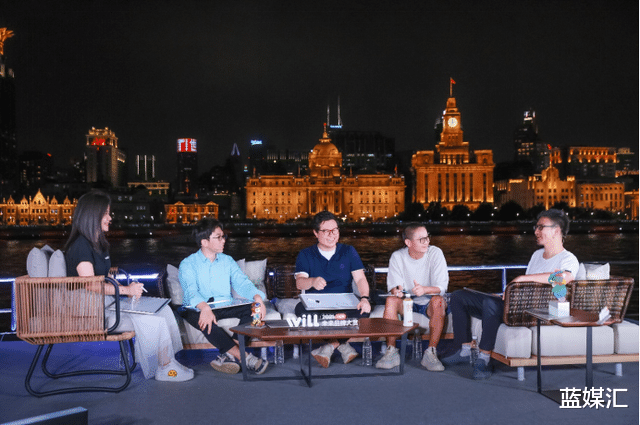 微盟|小红书估值200亿？互联网社区这一年是怎么成长起来的？