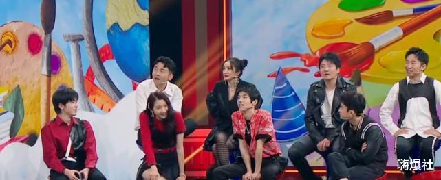 甄嬛传|《王牌6》张碧晨带女儿探班，华晨宇一个手势避嫌，扎心了