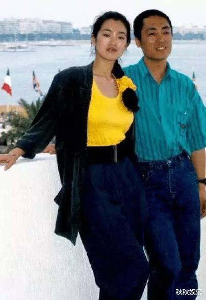 张艺谋|张艺谋落败8次再冲奥斯卡，身价百亿残疾弟弟却修车？谈父女恋甩巩俐他不简单