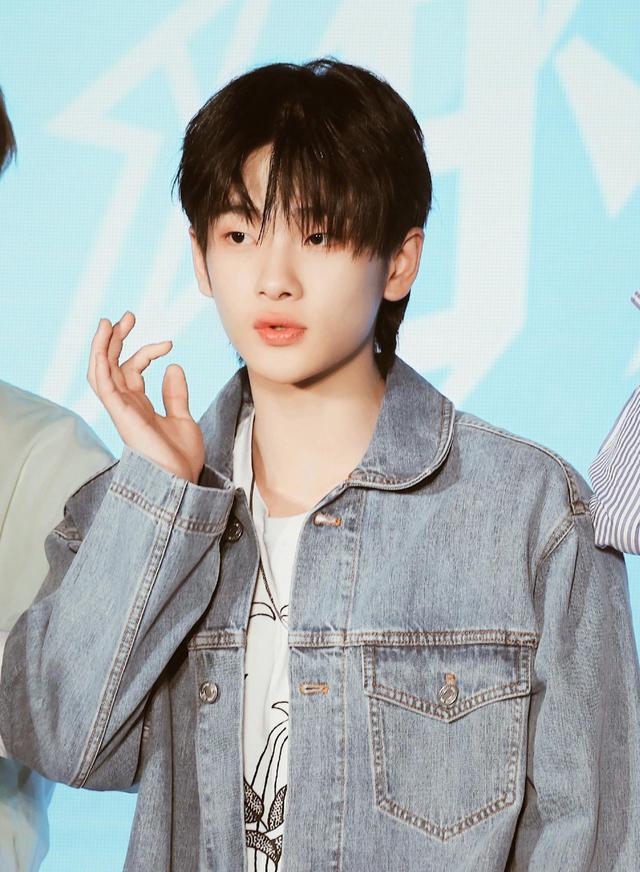 肖战|肖战、任嘉伦、王一博等九位艺人的娱乐看点，一起来看看吧