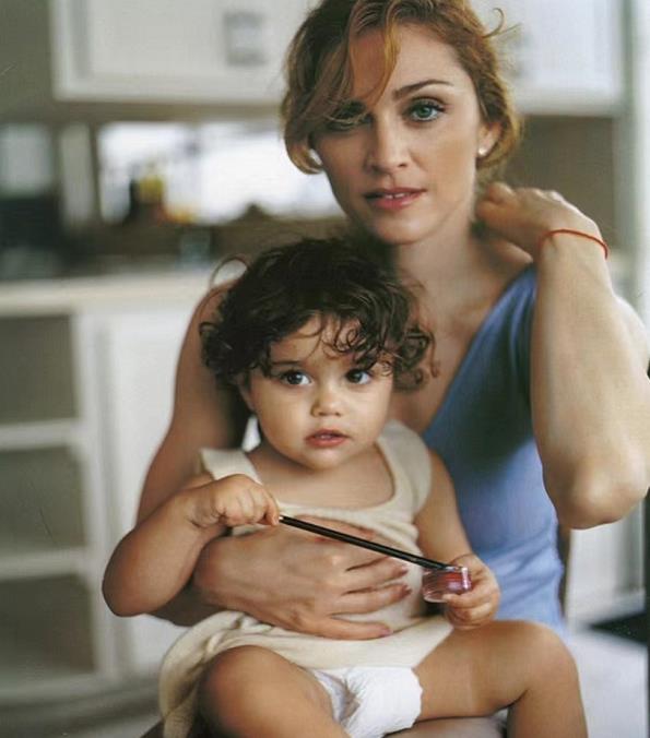 尹天雪|63岁麦当娜交往20任年下男 最年轻仅27岁 女儿比妈更会玩