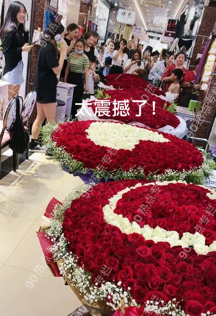玫瑰 宁波女子收到9“束”玫瑰花，价值10万，女网友羡慕：好有仪式感