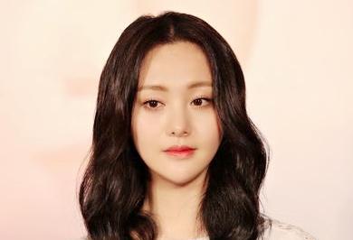 张恒|一审判决张恒败诉，真面目曝光，难道我们都错怪郑爽了吗？