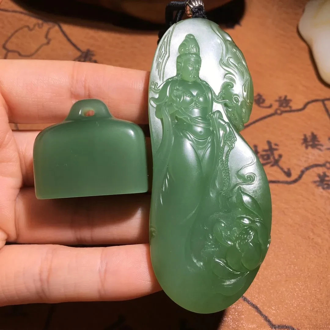 银元|新疆和田玉碧玉籽料的颜值巅峰