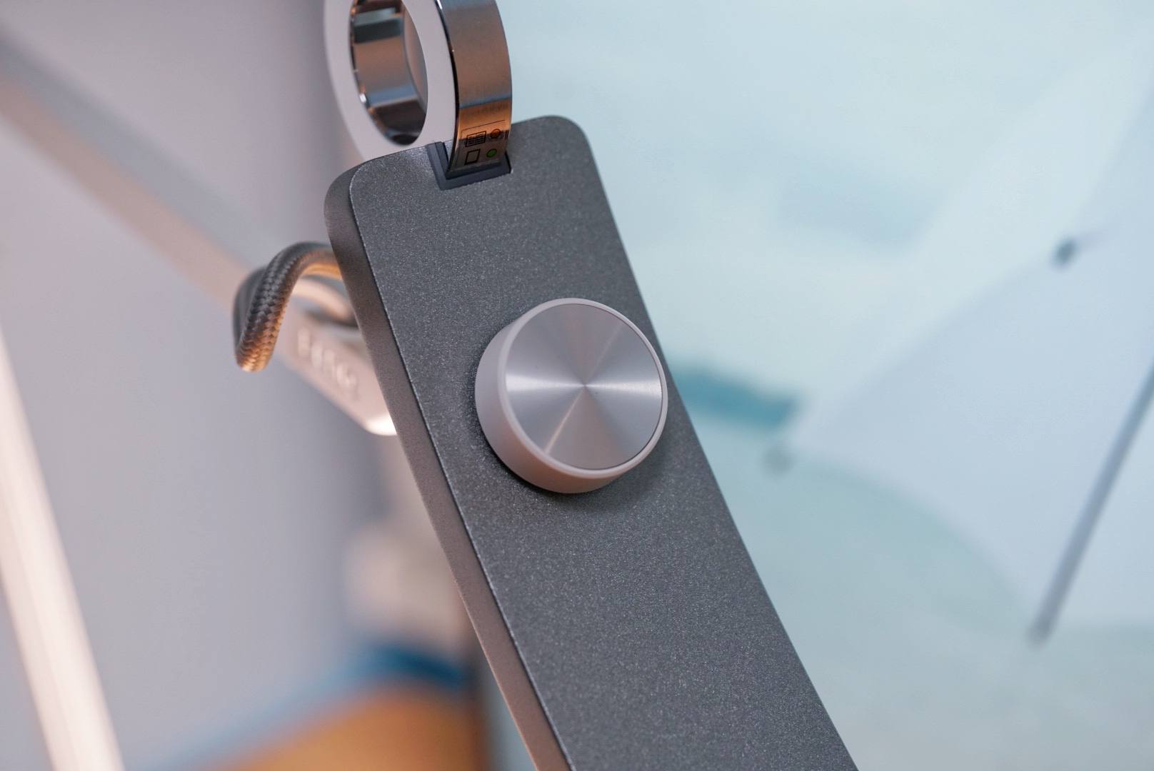 明基|揭秘“黑科技”：一盏台灯凭啥卖两千！明基WiT到底贵在哪？