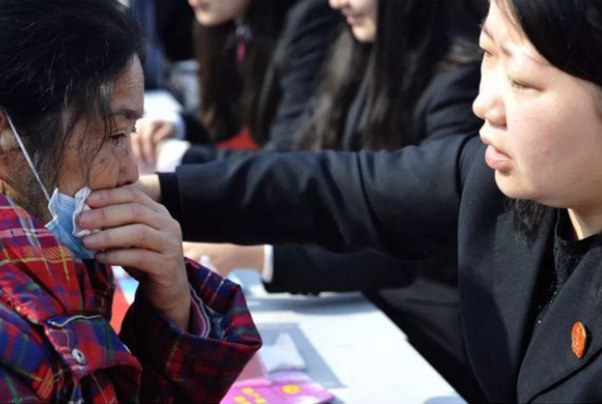 糯妈育儿经|公务员“断送前程”的3种行为，占一种将丢掉官职，公务员要自知