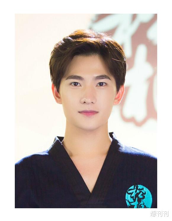 假面|男明星也疯狂，苹果肌鼓出天际，塑料感满满的橡皮泥人你还爱吗？