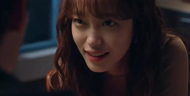 |刚开播之时一度飙上9.3分,金秀贤终于奉上一部生猛力作