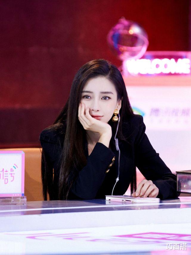 巧百搭|流行穿西装的秋季，怎么才能美得别具一格？明星潮人为你做示范