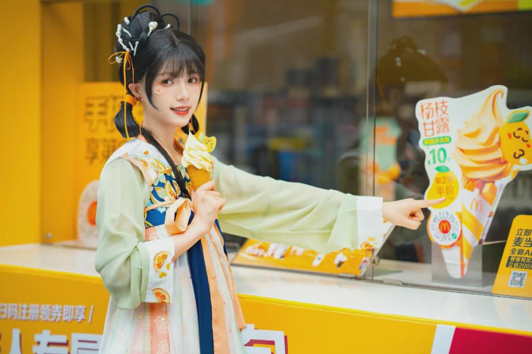 bilibili|翻车即退网!头部网红的坠落,B站众生相