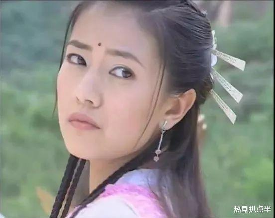 白梦妍|嘴角向下，面相刻薄，这9位苦相脸女星，都不适合演活泼少女