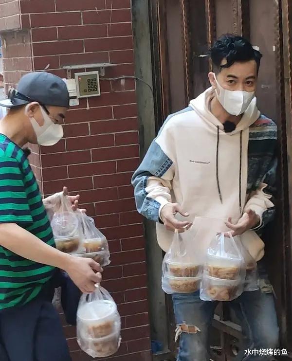 大湾仔的夜|开餐厅、玩音乐、会老友，《大湾仔的夜》开录，大湾区哥哥合体再营业