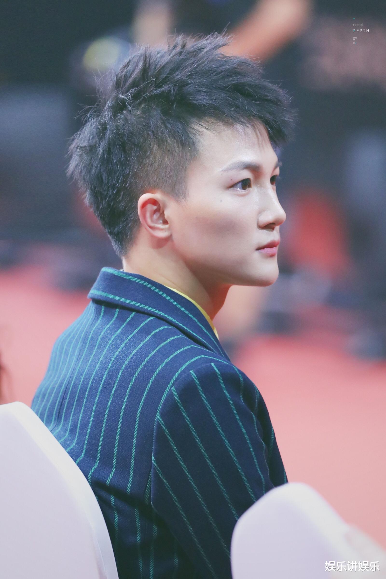 滤镜|两大舞台齐溜粉，嘉宾阵容太过抢眼，肖战王一博要同台了？