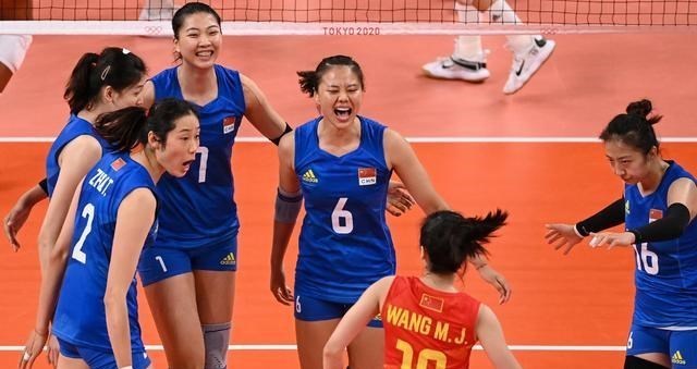 四叶草海之恋|奥运会两连败！美国队奇兵成得分机器，中国女排释放良好讯号