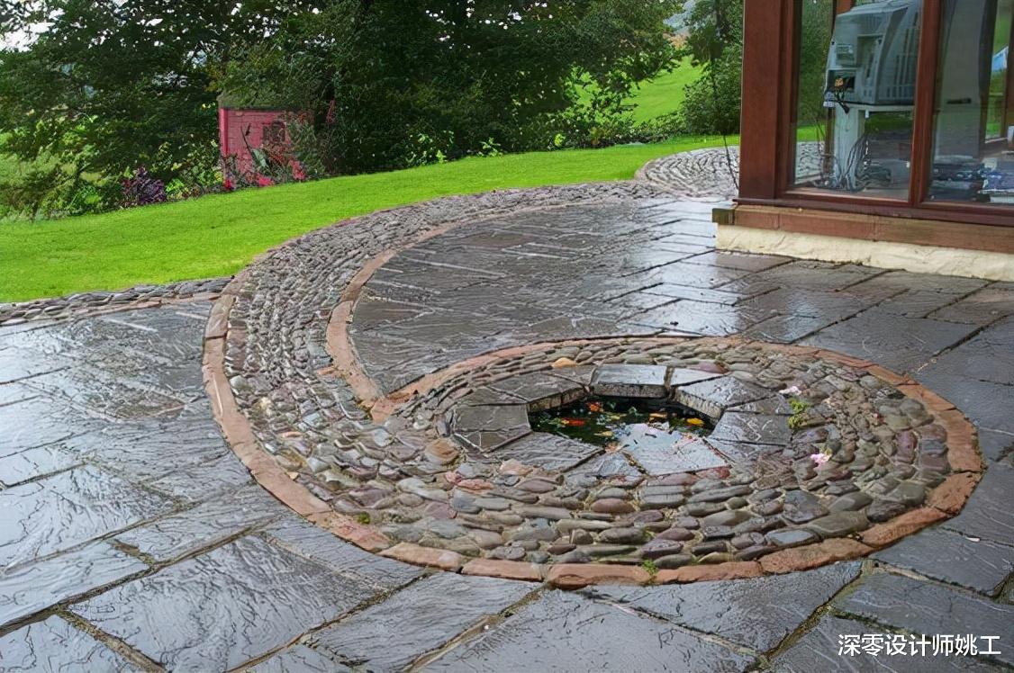 取之自然,造之自然,中式院子里用石头布景,压根不觉得过分突兀