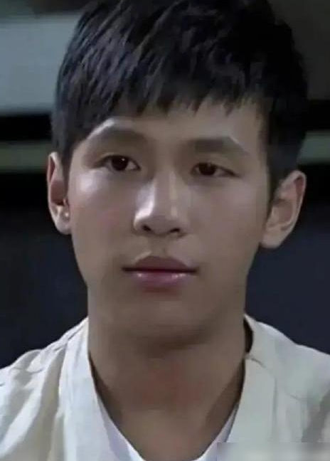 犀利哥|宋小宝说自己年轻时是校草!本以为开玩笑,看到照片后却不得不服