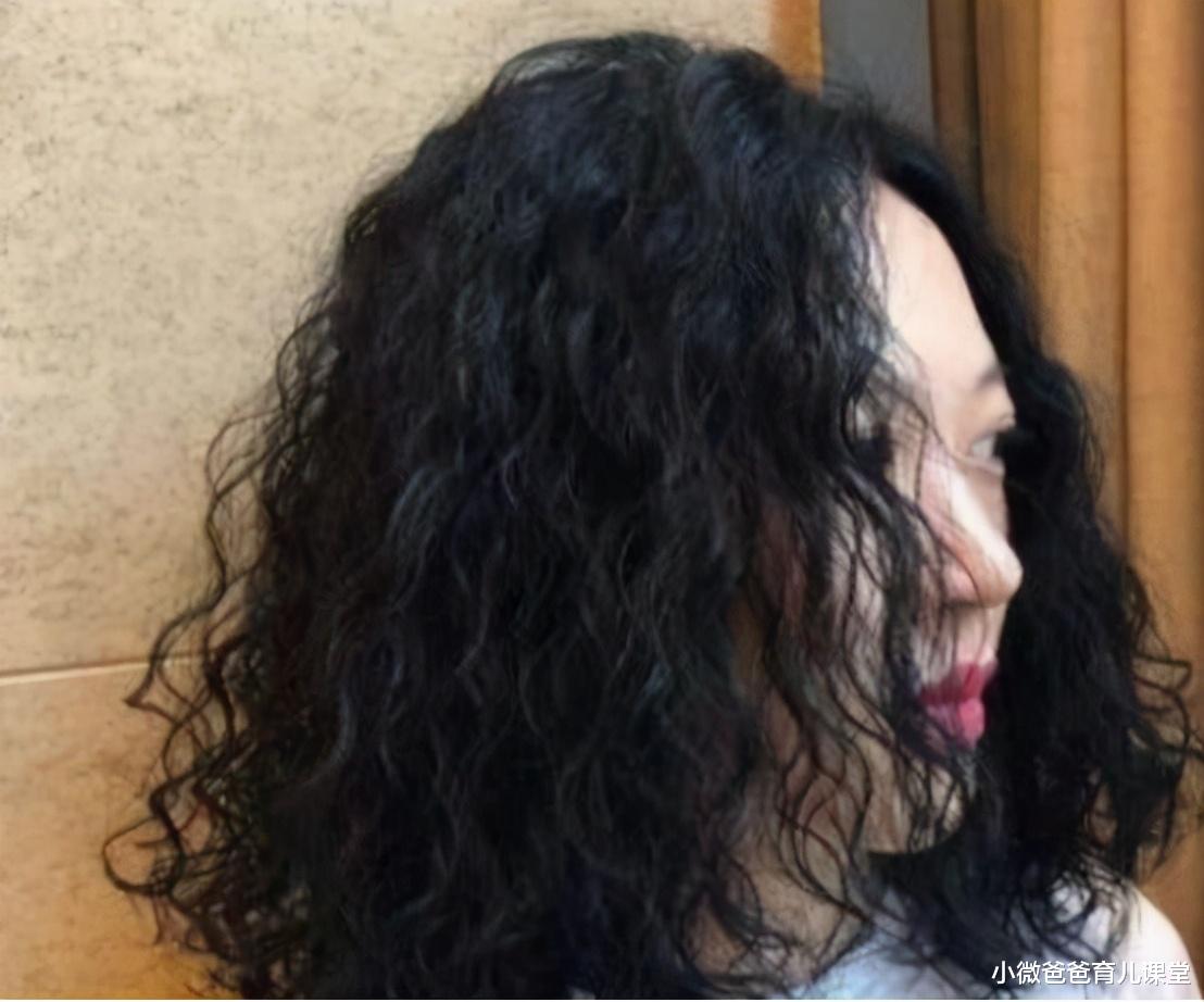 海清|当代女大学生“发型大赏”,确定是潮流?网友:差点以为是我妈!