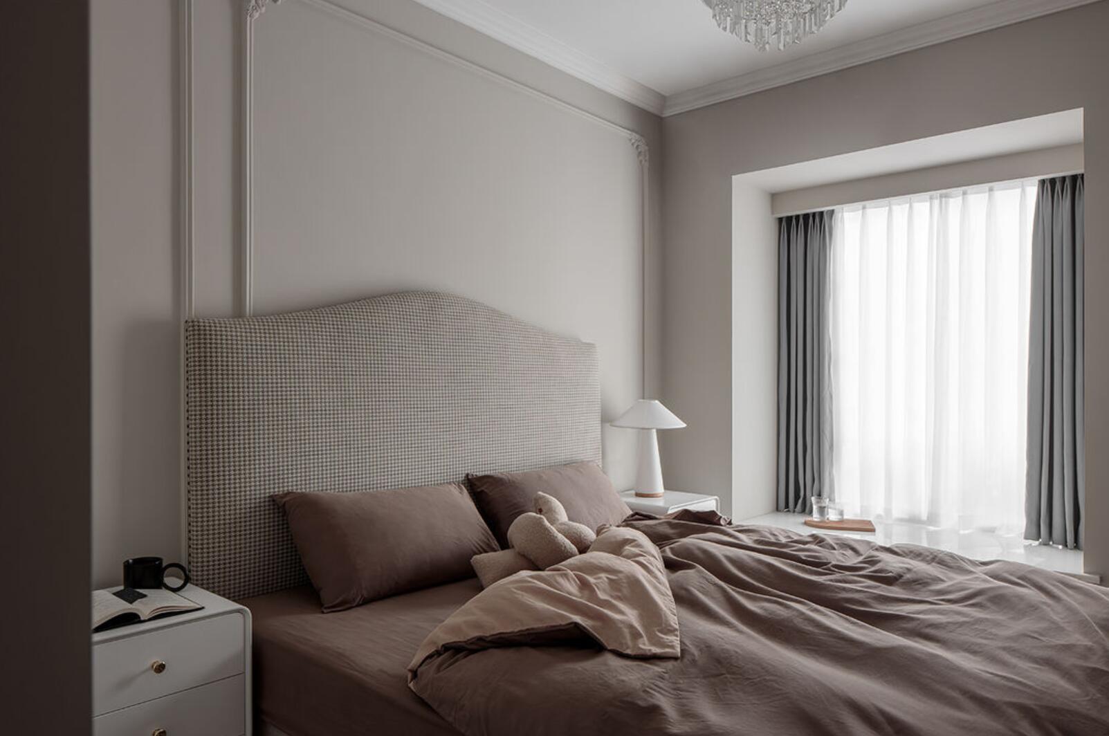 小拾谈装修|她拒绝极简风，以低饱和度的色彩定位新家，完工后浪漫又精致