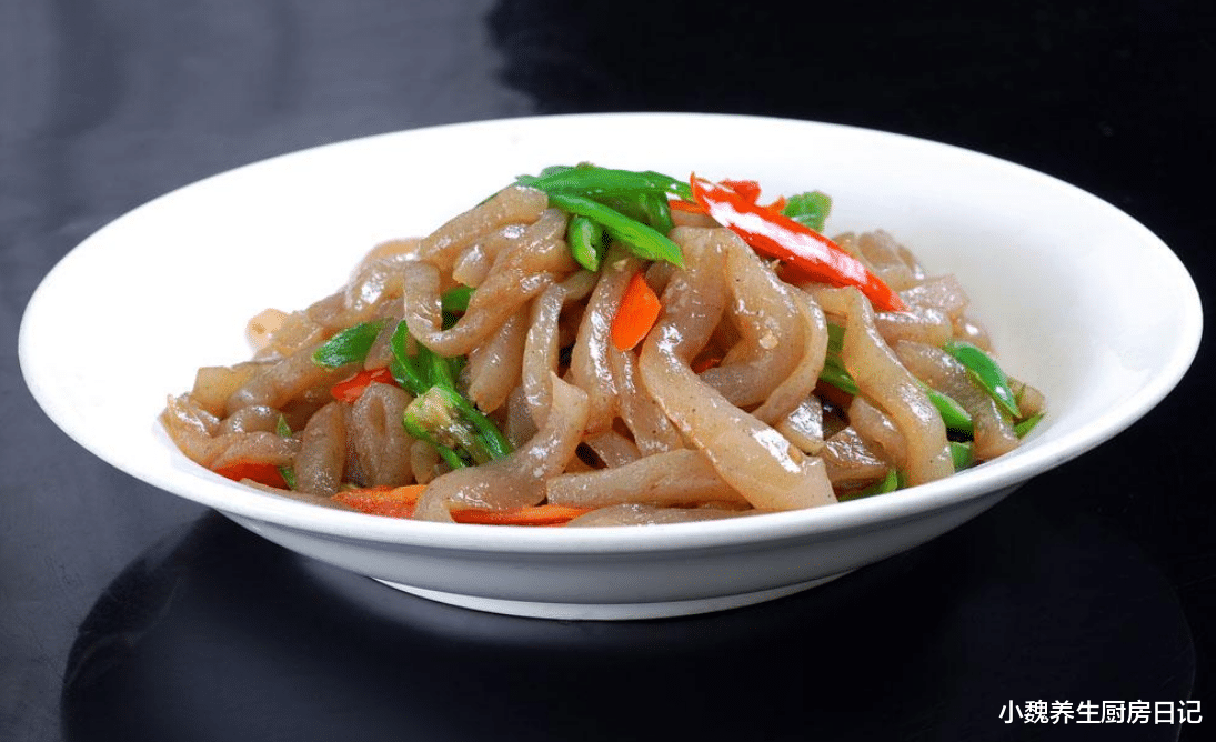 青椒|这菜是减肥者的最爱,简单炒一炒,营养又实惠,好吃不长肉!