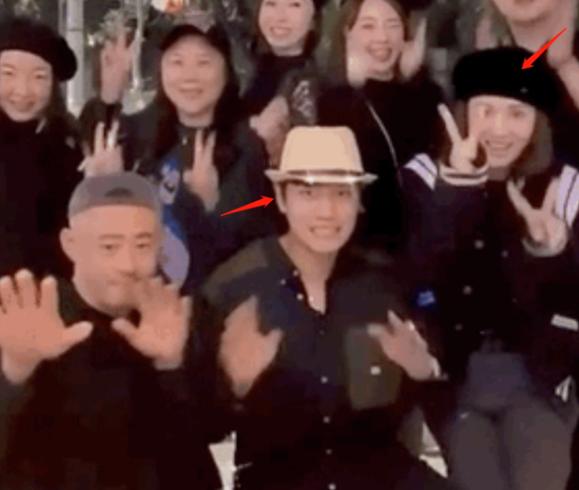 陈乔恩|是滤镜还是整容？42岁陈乔恩病愈后晒自拍，下巴变化太明显遭质疑