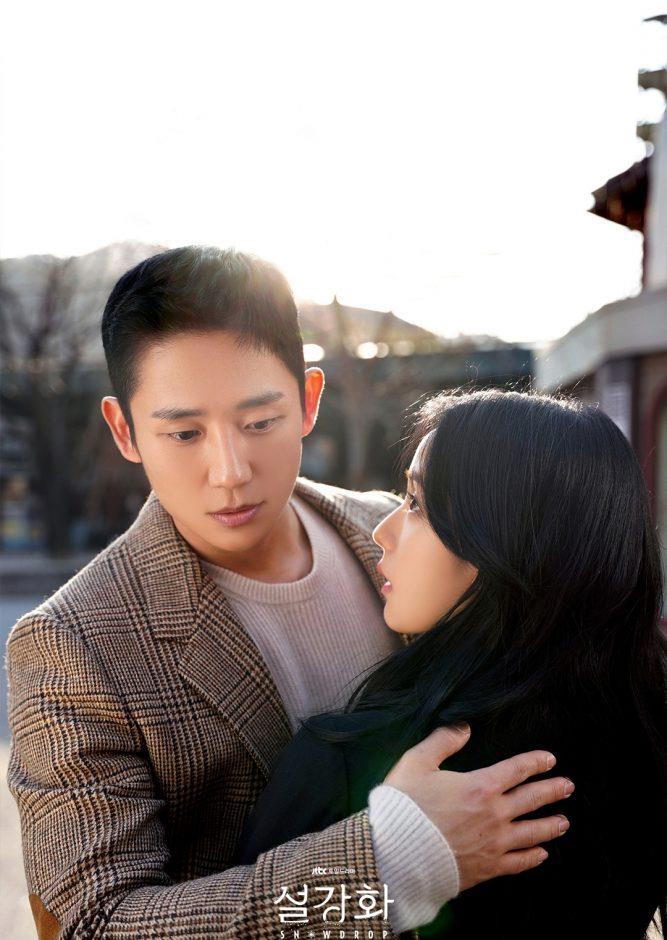 雪降花|Jisoo演技被狠批！《雪降花》首播评价，扭曲历史事件成硬伤！