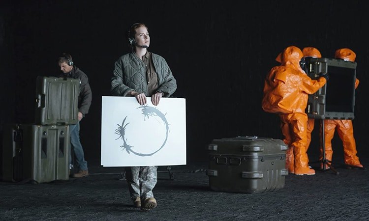 黑洞 用科学的角度看《异星入境》，虽预见死亡，仍选择相爱