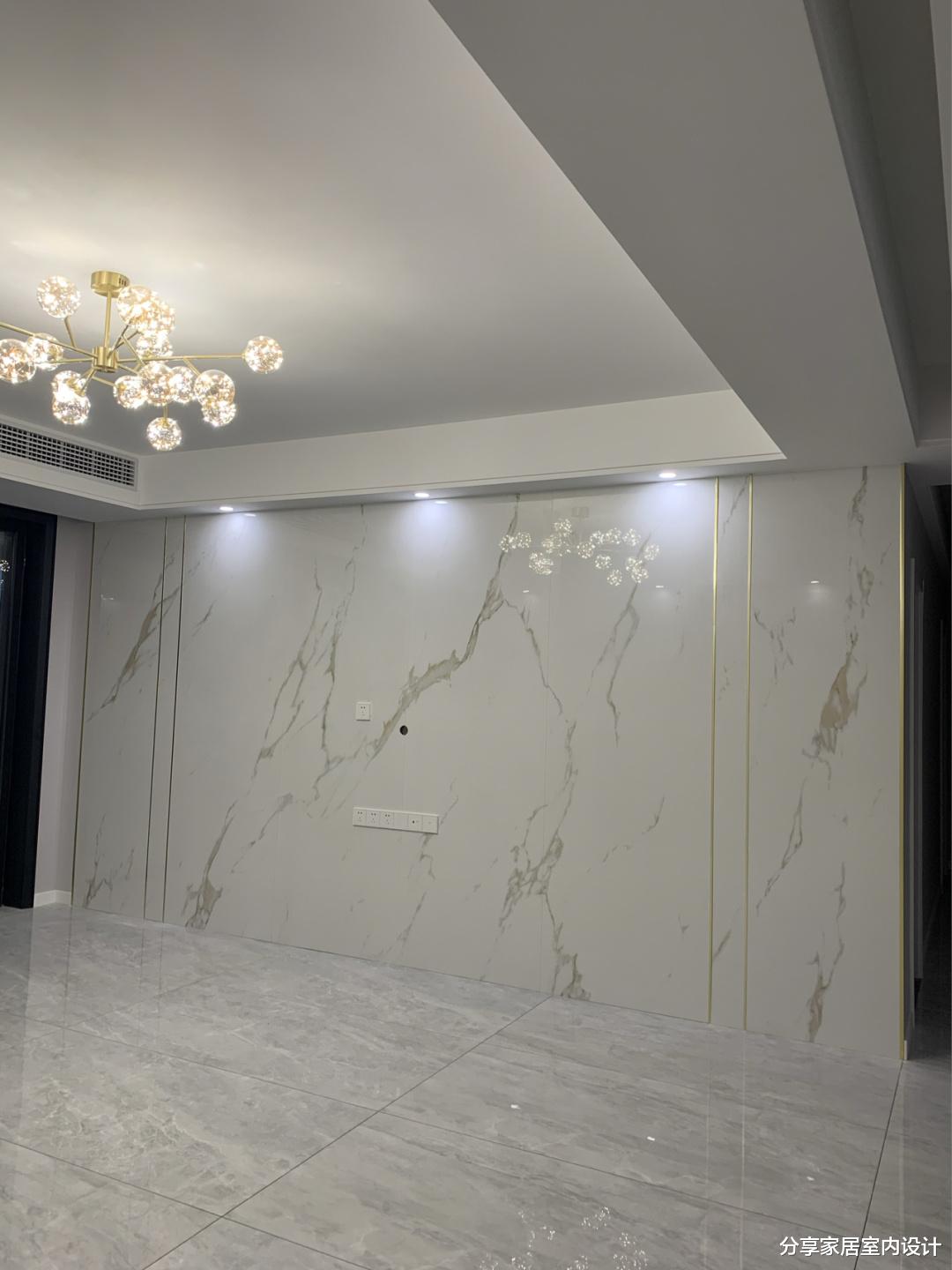 看她家自己负责装修的新房,保洁做完特别好看,嵌入式鞋柜很实用