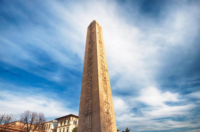 爱因斯坦 时间是人类的错觉？或根本不存在，世界的真实性有多少？