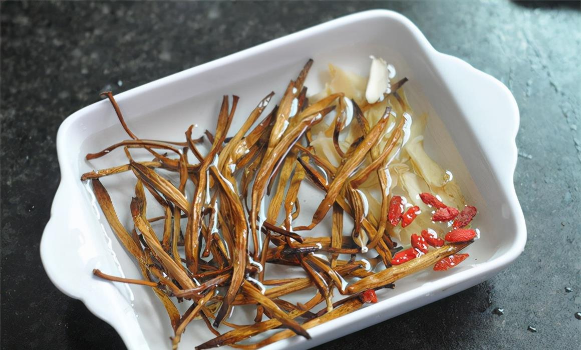 冬天一碗“助眠”汤,健脑、增记忆,让你一觉睡到大天亮!