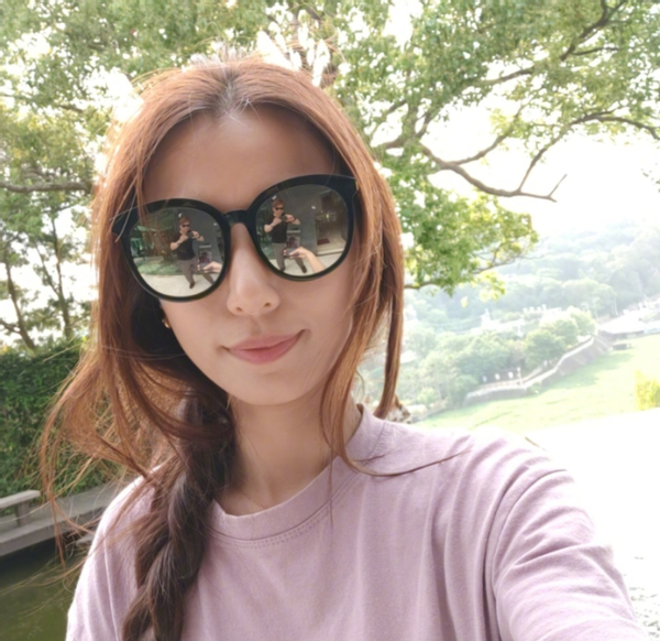 田馥甄|走进田馥甄现实中的家，37岁还是单身状态，家里衣服都是到处乱挂