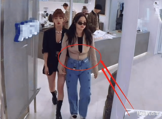 欧阳娜娜|欧阳娜娜真实身材缺陷多，膀大腰圆胳膊似莲藕，逐渐放飞自我