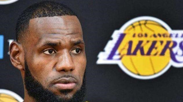 湖人队|砍下43+12+12!庄神塔克大爆发,湖人豪取3连胜,詹姆斯正式摊牌