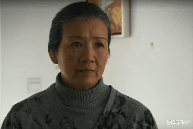 慢半拍sir|“海藻这辈子，不会有好下场！”撂下预言的海藻妈，她没做错吗？