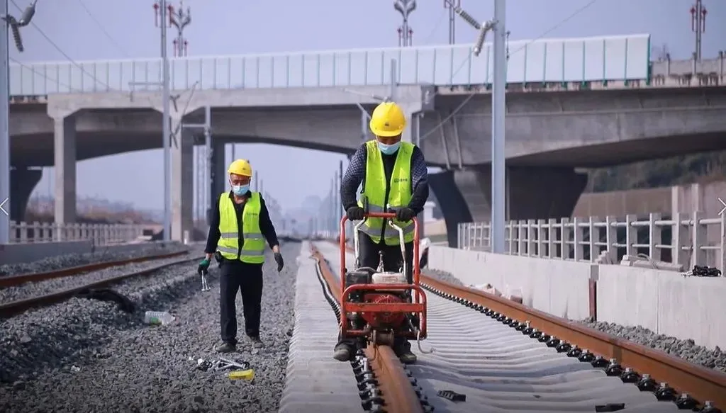 谈在交通 绵泸高铁内自泸段开始验收