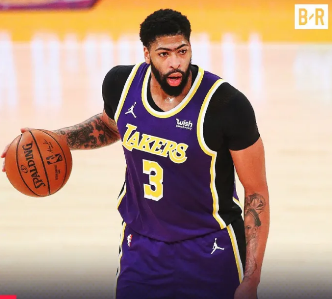 安东尼·戴维斯|浓眉受伤，湖人放走霍华德要背锅？詹姆斯真的太逆天了