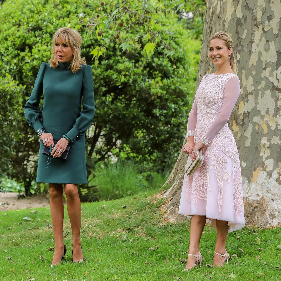 埃马纽埃尔·马克龙|布丽吉特月花3万的发型师终于给力！变嫩好多，马克龙却有白发了