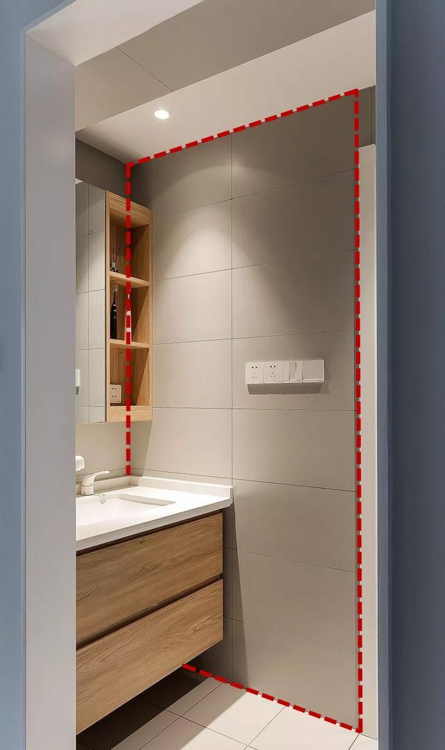 卧室门、洗漱台镜子它俩面对面，尴尬！信手拈来3招，补救正好