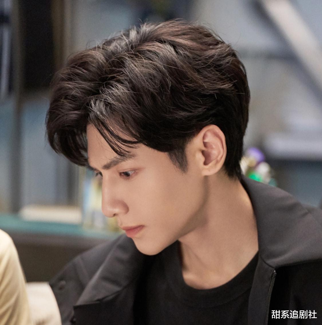 熊黛林|罗云熙拍戏受伤，疑似因为被扇耳光？《皓衣行》制片被爆已到现场