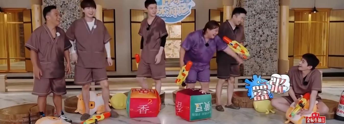 杨洋|《青环三》杨洋首当卧底太明显，导演却透露这个身份非他不可？