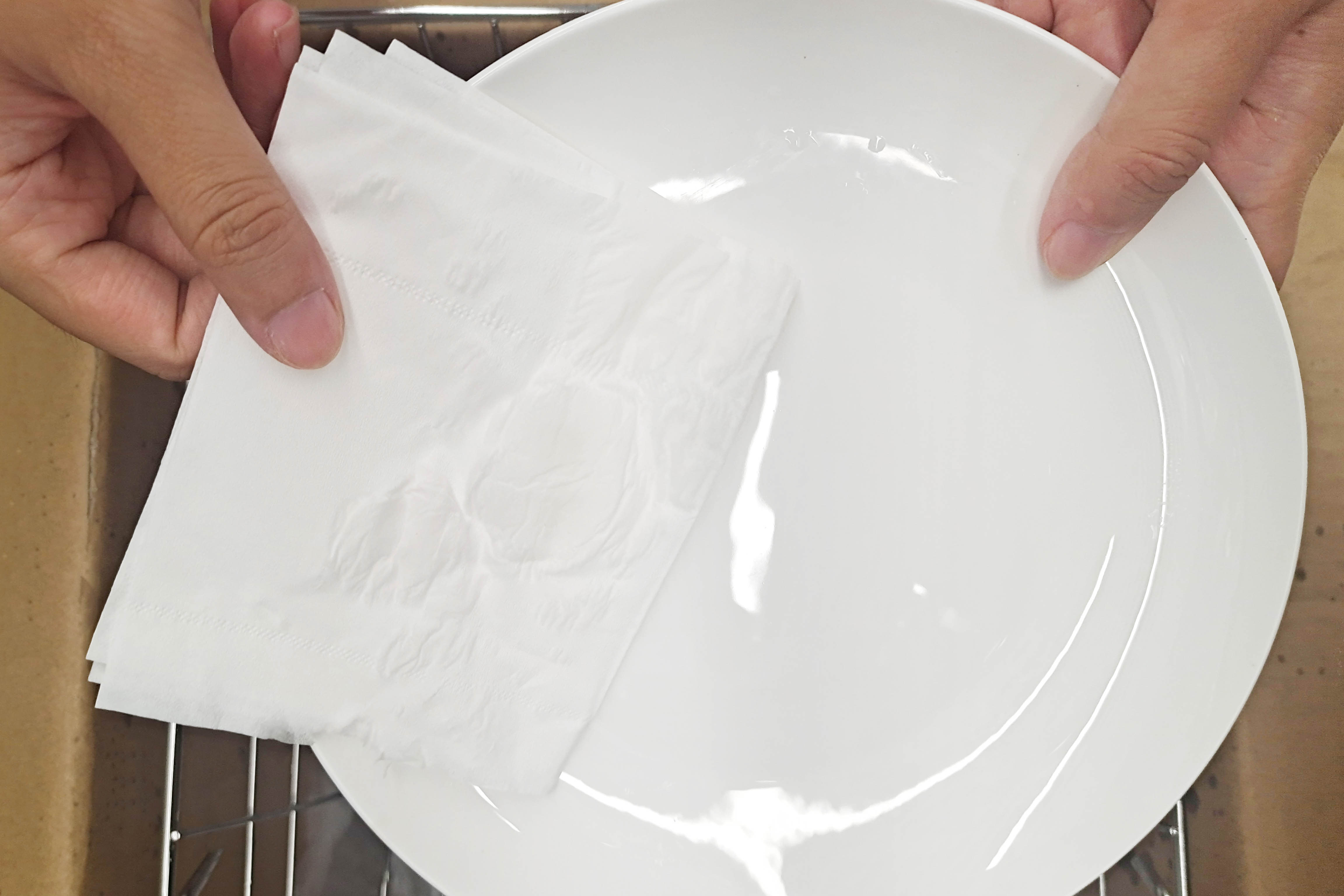 洗碗机|你还在用传统洗碗机？现代家庭都在使用挂墙蒸汽洗碗机了