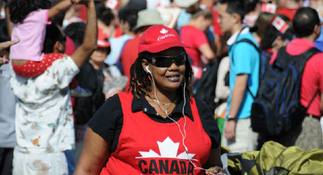 破产 又一国进入破产边缘？家庭债务高达179%，中国买家大规模撤出