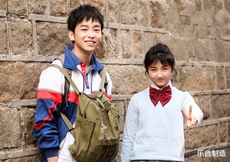 张子枫|张子枫主演电影20亿是什么水平？在00后女演员中排第二，相差30亿