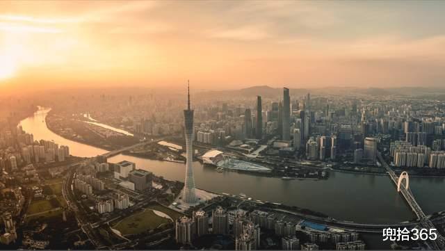 广东省|广东一男子意外钓获大嘴鱼，原以为解密了新物种，结果却哭笑不得