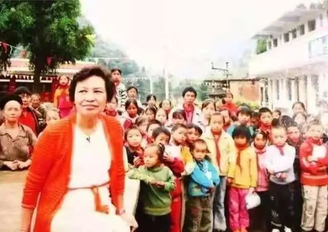 余慕莲|84岁香港第一丑女：无父无母，终生未婚，一生凄凉